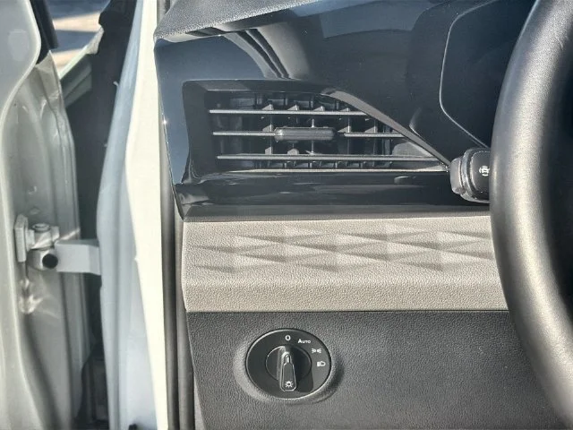 2024 Volkswagen Taos S - Photo 16