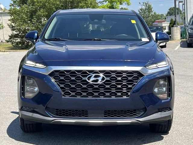 Used 2019 Blue Hyundai SE image 16