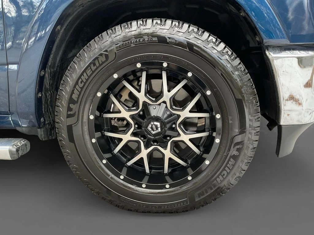 Used 2022 Blue Ram Laramie image 15