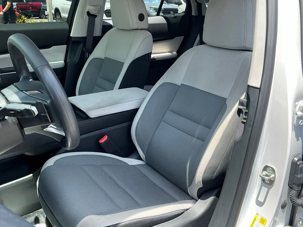 Used 2025  Honda EX image 31