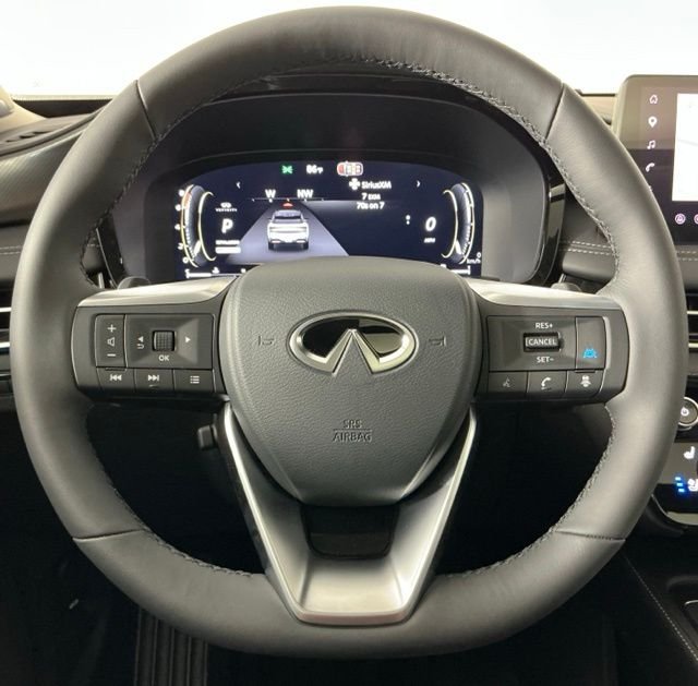 Certified Used 2027 White INFINITI LUXE image 13