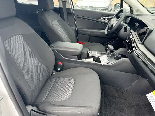 New 2026 Glacial White Pearl Kia LX image 26