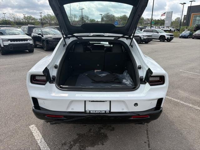 New 2026 White Knuckle Exterior Paint Dodge R/T image 10
