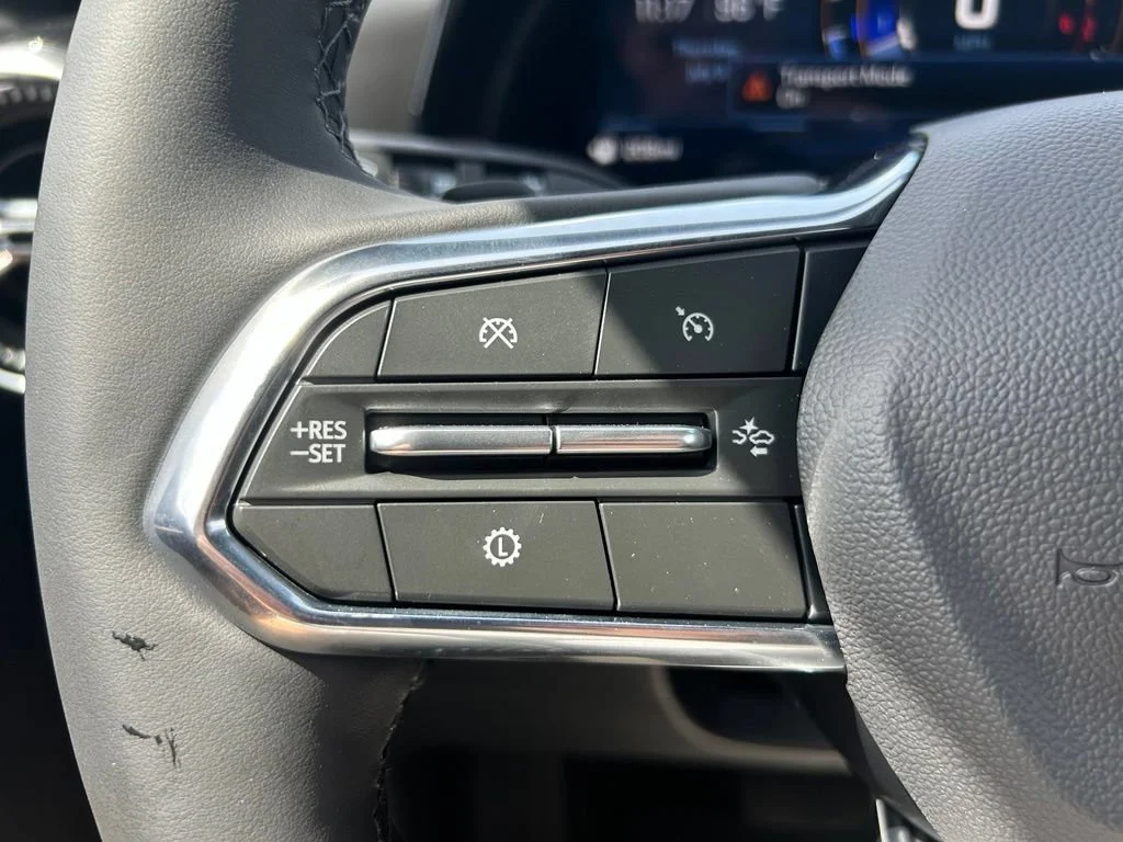 New 2027 Summit White Chevrolet LT image 19