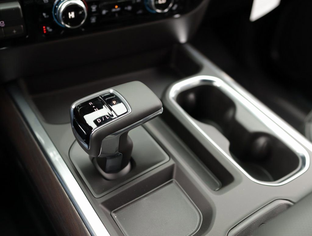 New 2026 Glacier White Tricoat GMC SLT image 19