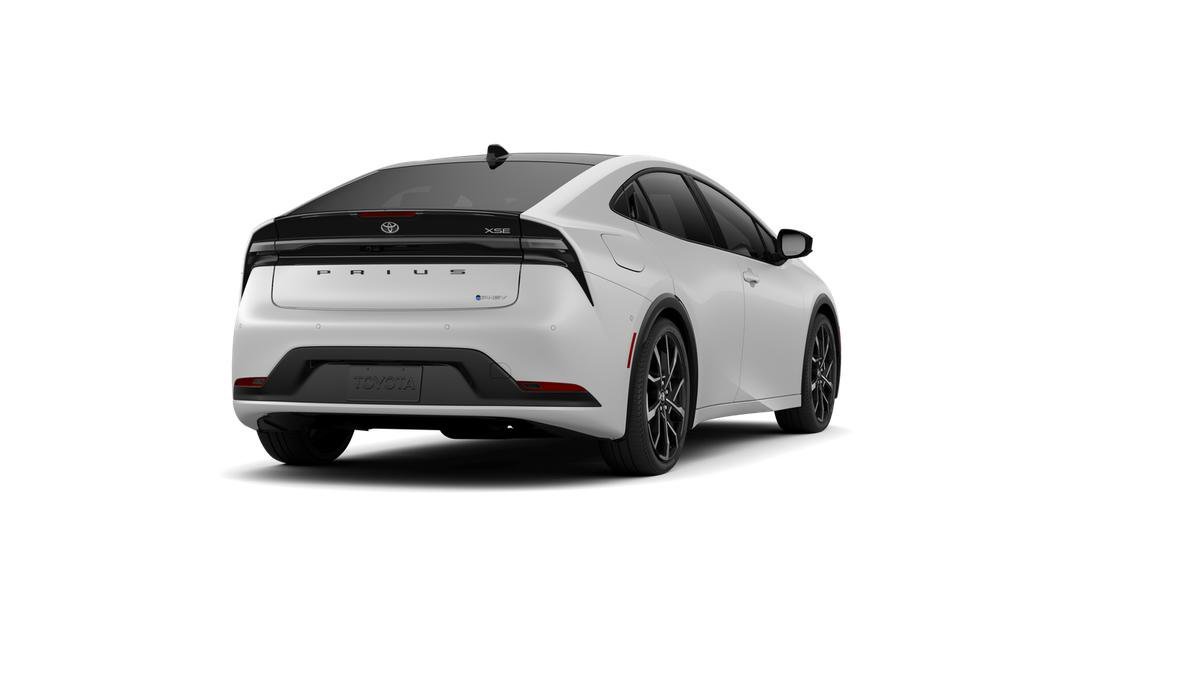 New 2026 Wind Chill Pearl Toyota XSE Premium image 41
