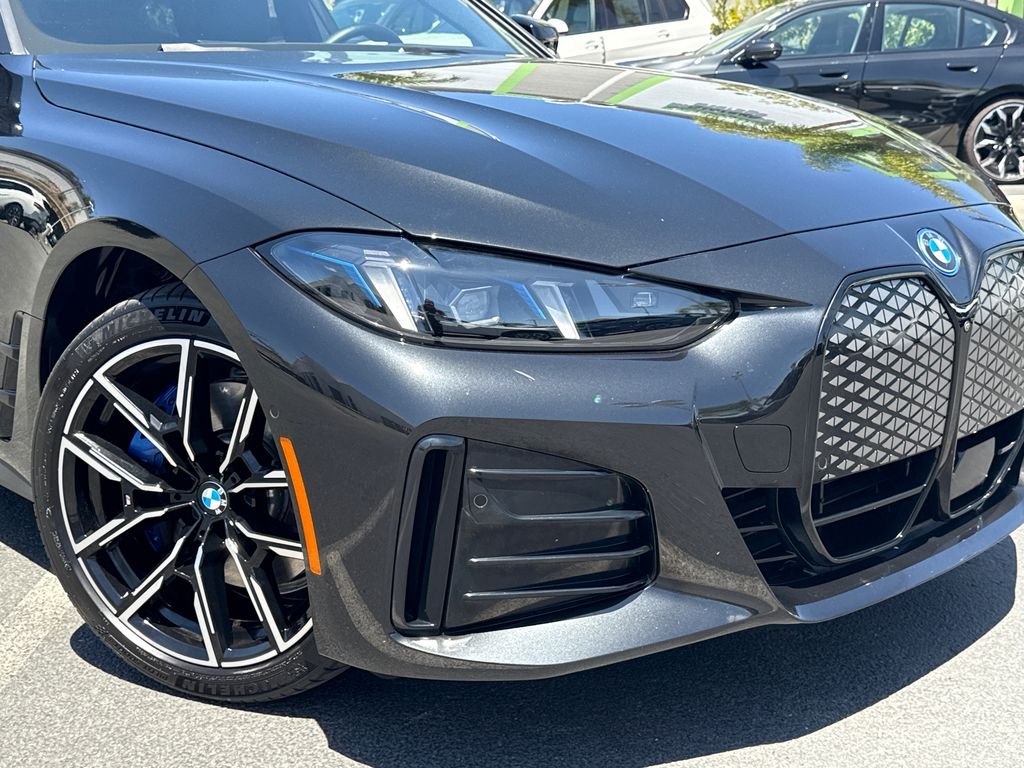 Used 2025 Black Sapphire Metallic BMW eDrive40 image 6
