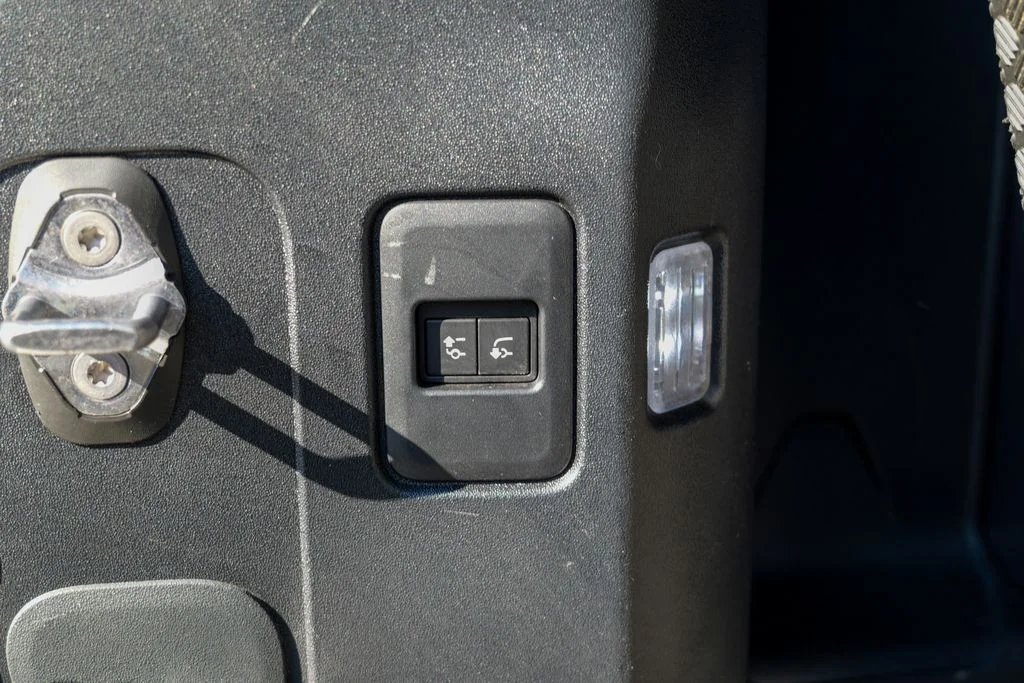Used 2023 Santorini Black Metallic Land Rover X-Dynamic SE image 60