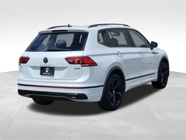 Used 2023 White Volkswagen 2.0T SE R-Line Black image 8