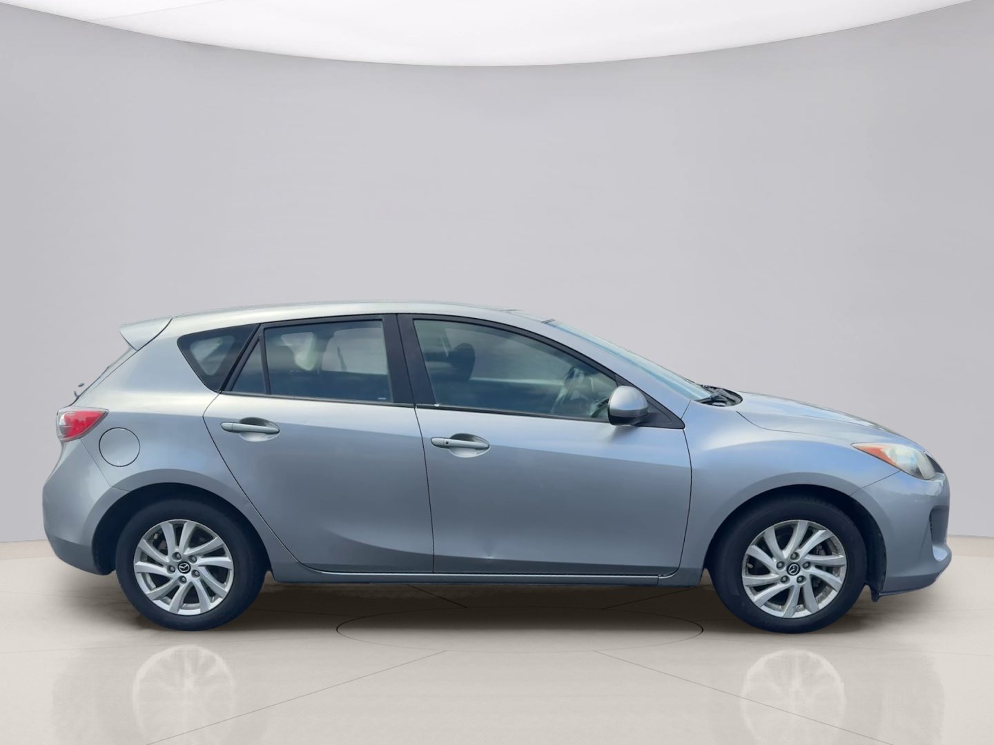 Used 2013 Silver Mazda I TOURING image 6