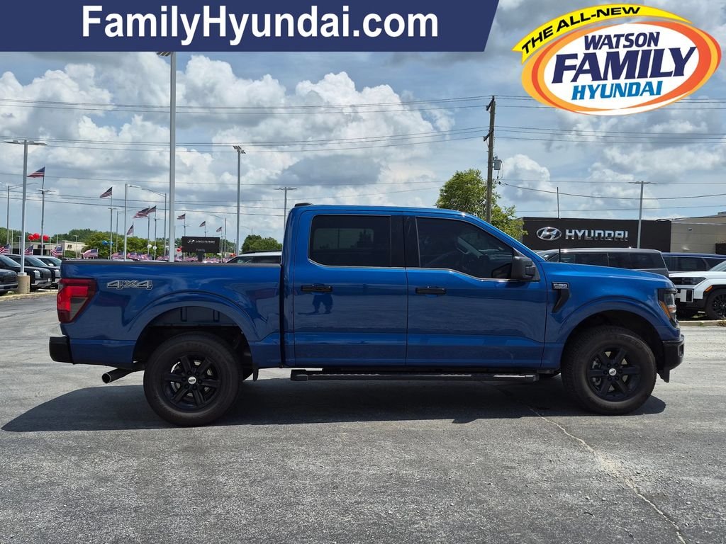 Used 2025 Blue Ford XLT image 2