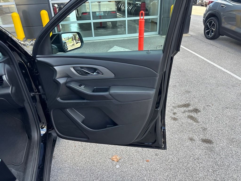 Used 2024 Black Chevrolet LT Cloth image 41