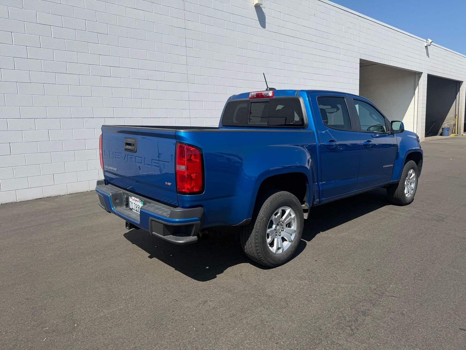 Used 2022 Blue Chevrolet LT image 3