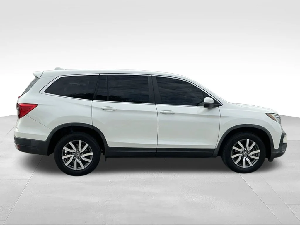 Used 2019  Honda EX-L image 5