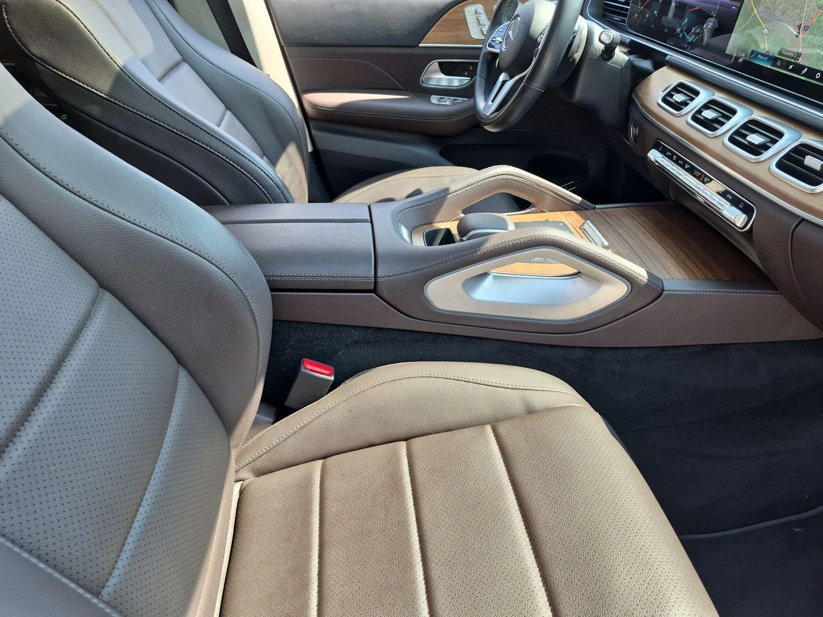 Used 2022 MANUFAKTUR Diamond White Bright Mercedes-Benz GLE 350 image 39