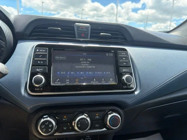 Used 2024 White Nissan 1.6 SV image 43