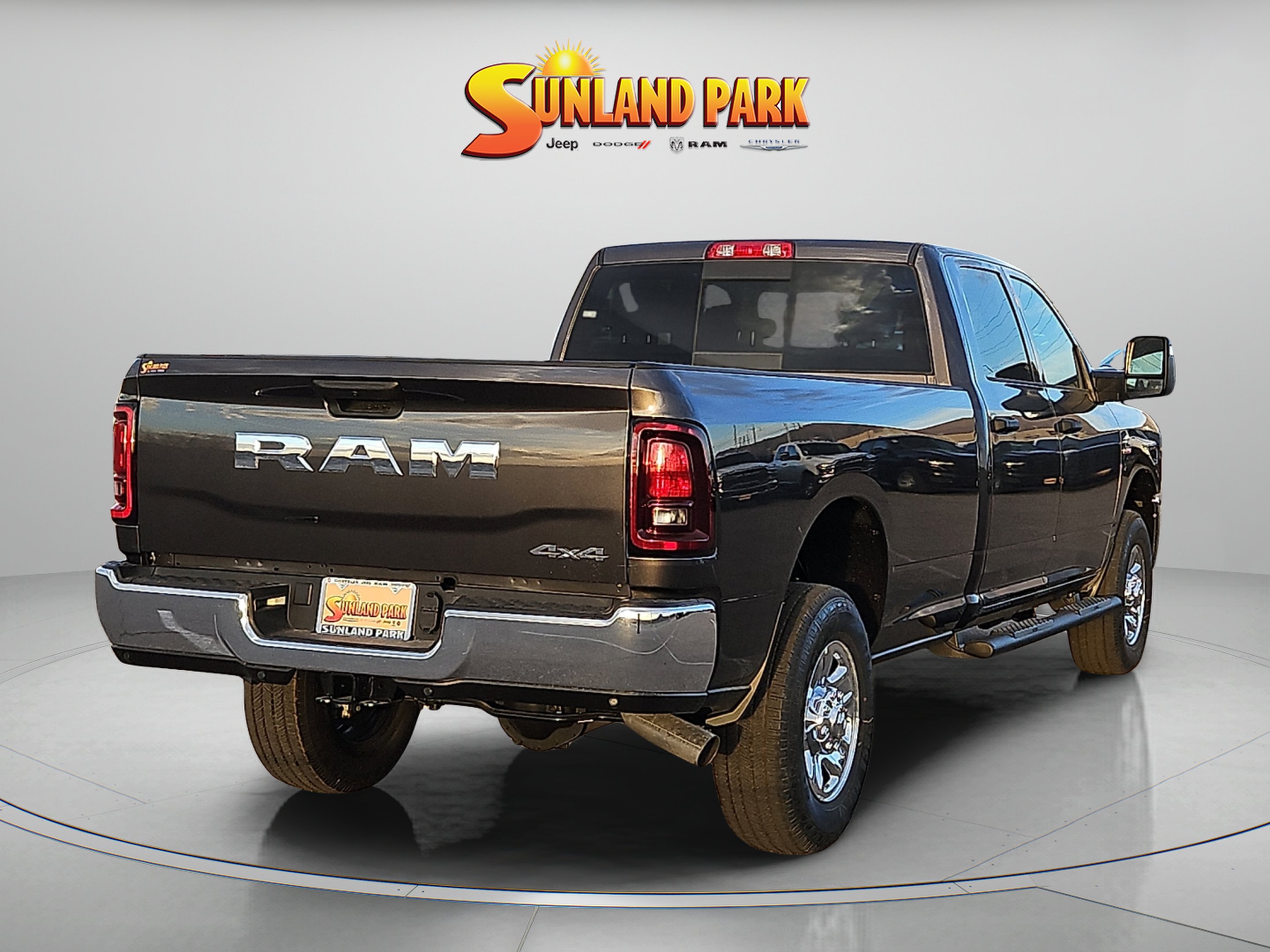 New 2026 Granite Crystal Metallic Clearcoat RAM Tradesman image 5