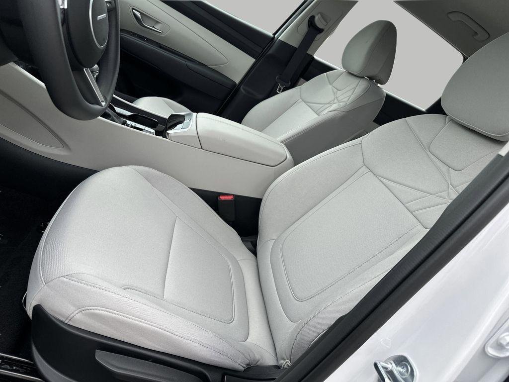 New 2026 White Pearl Hyundai SE FWD image 9