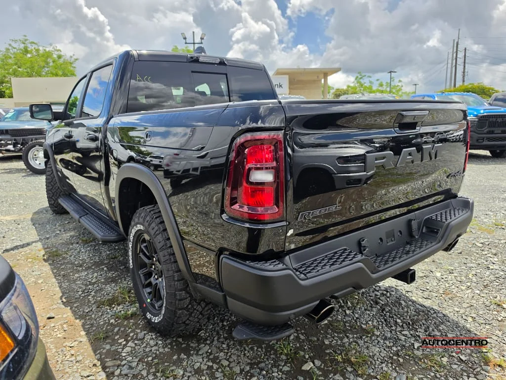 New 2027 Diamond Black Crystal Pearl Coat Ram  image 2