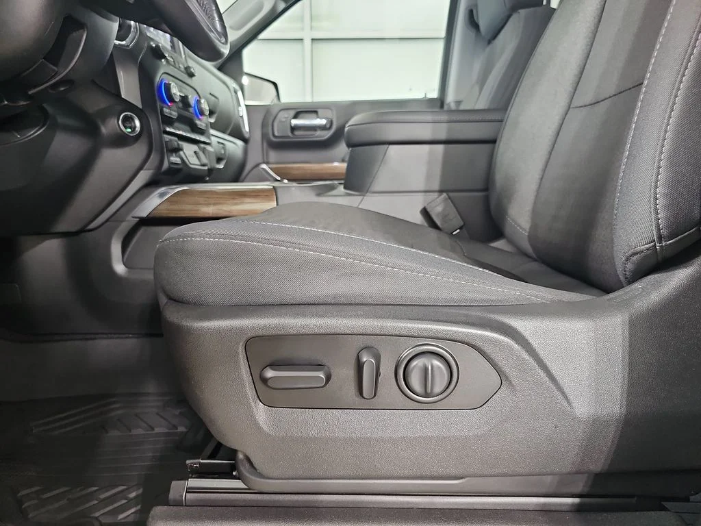 Certified Used 2020 Black Chevrolet LT Trail Boss image 33