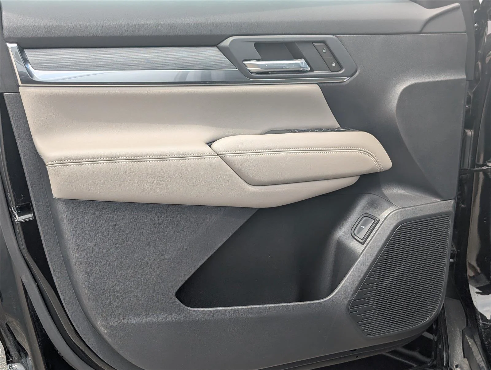 2026 GMC Terrain Elevation - Photo 11