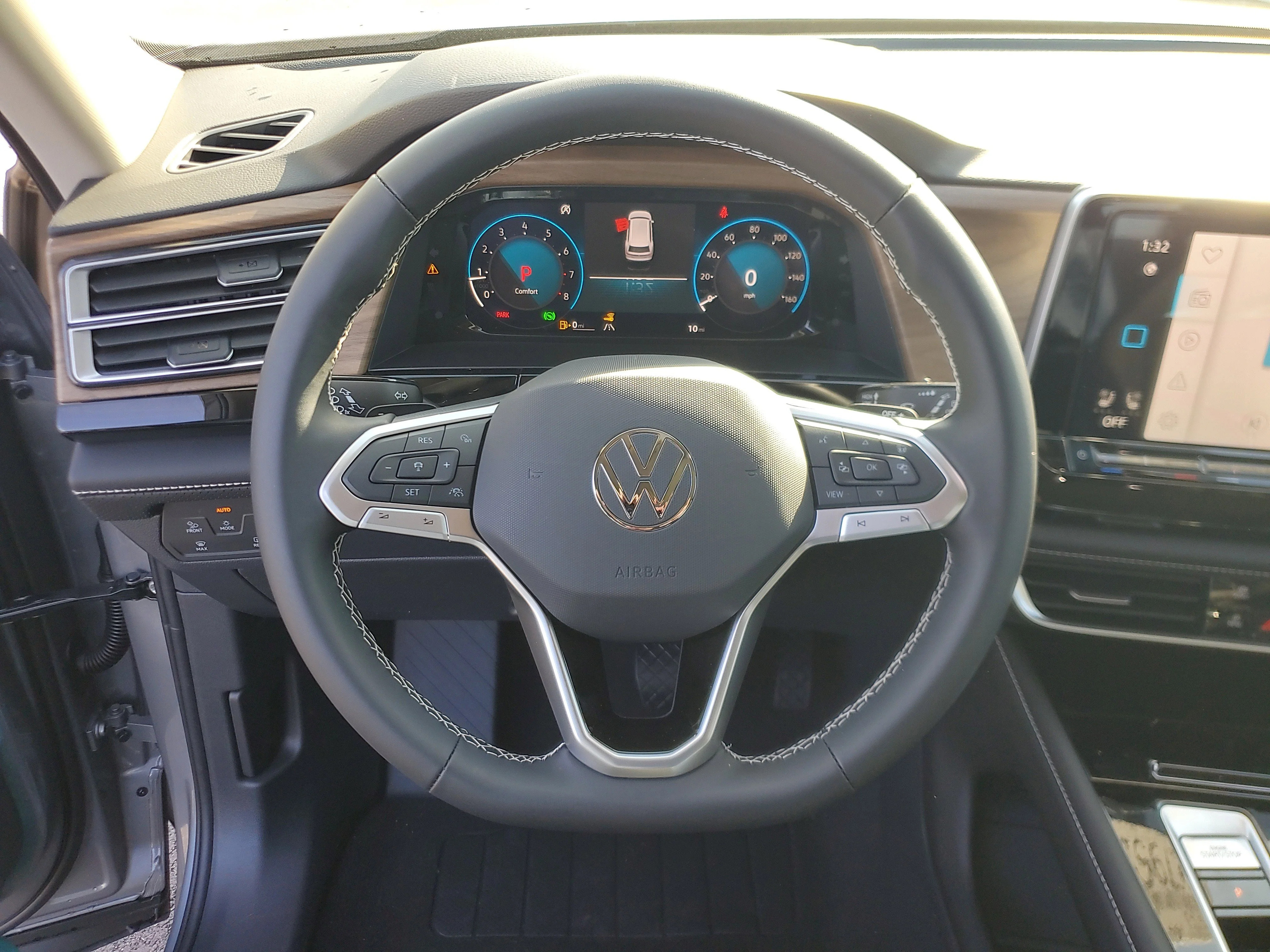 New 2026 Silver Volkswagen 2.0T SE w/Technology image 20