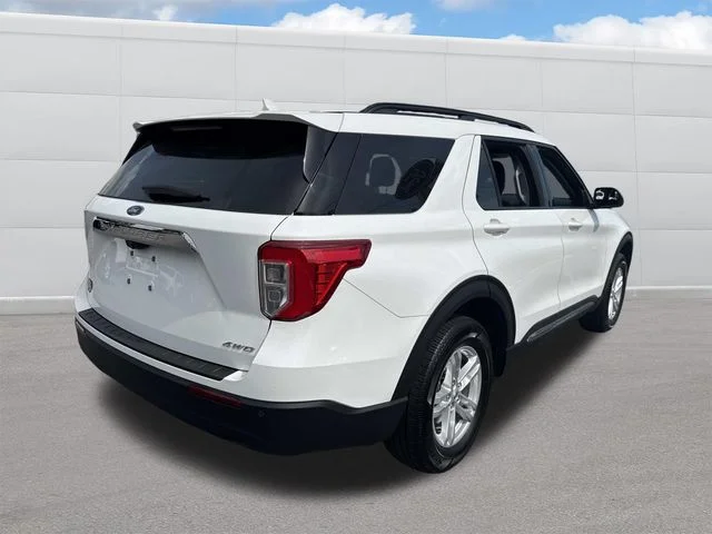Used 2022 White Ford XLT image 12