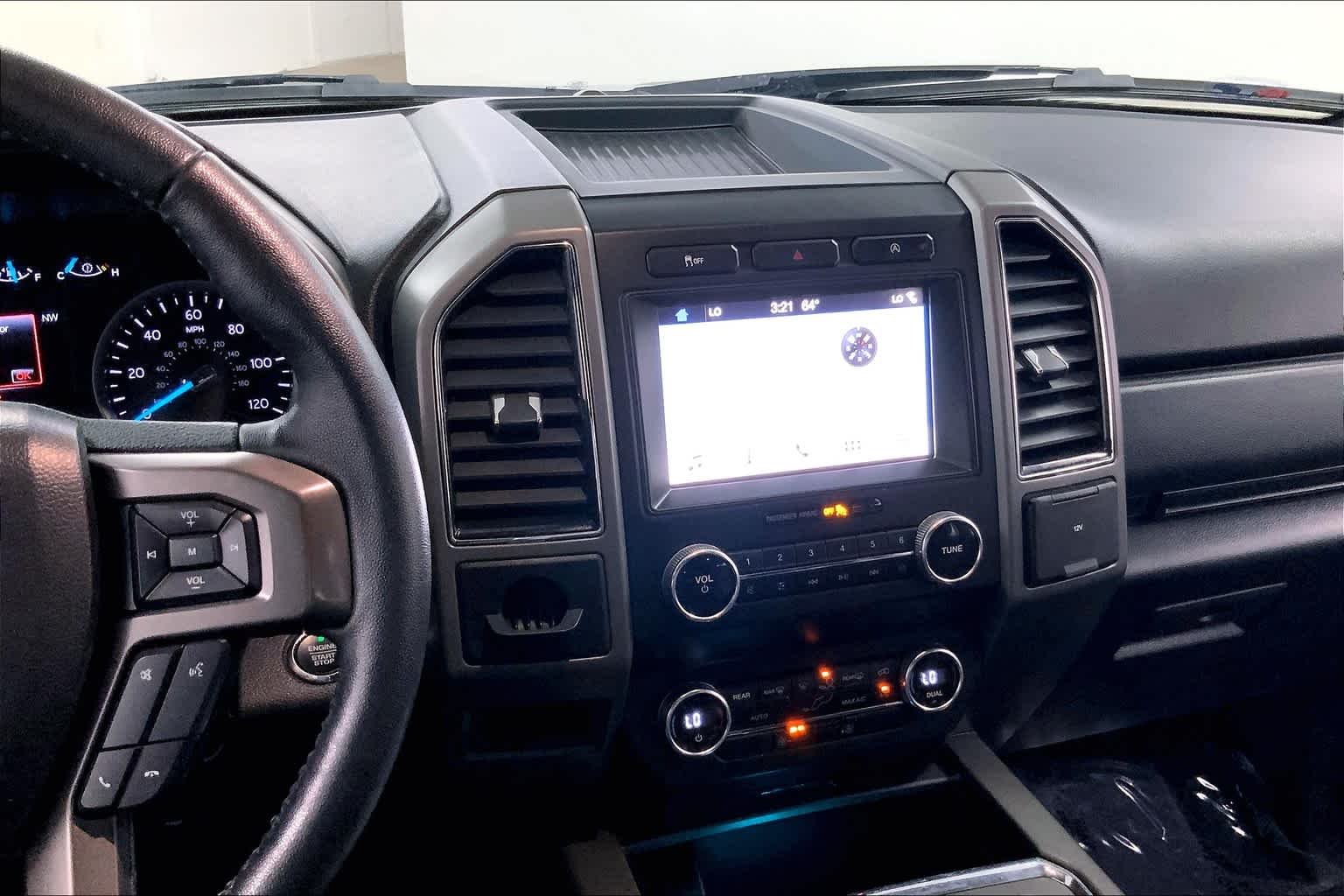 Used 2019 Agate Black Metallic Ford XLT image 5
