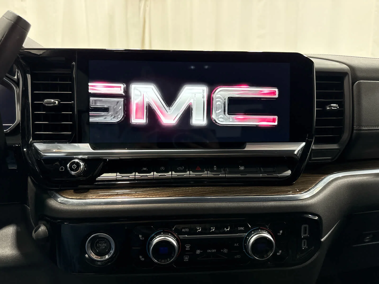Certified Used 2024 Cardinal Red GMC Elevation image 17