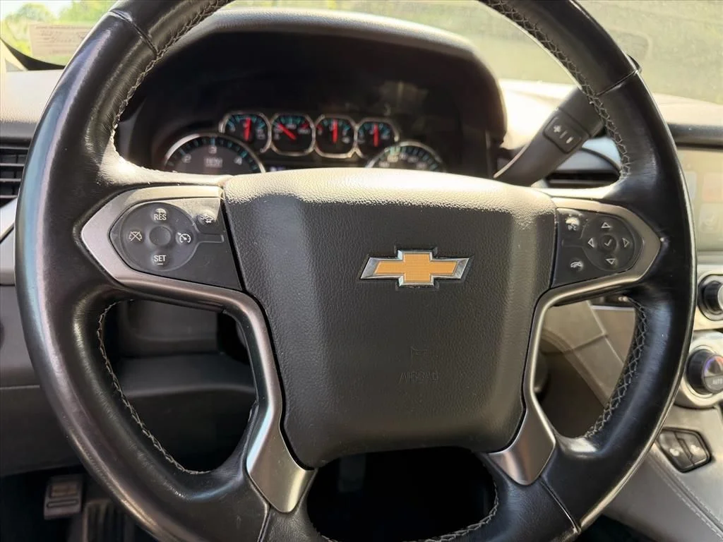 Used 2020 White Chevrolet LT image 19