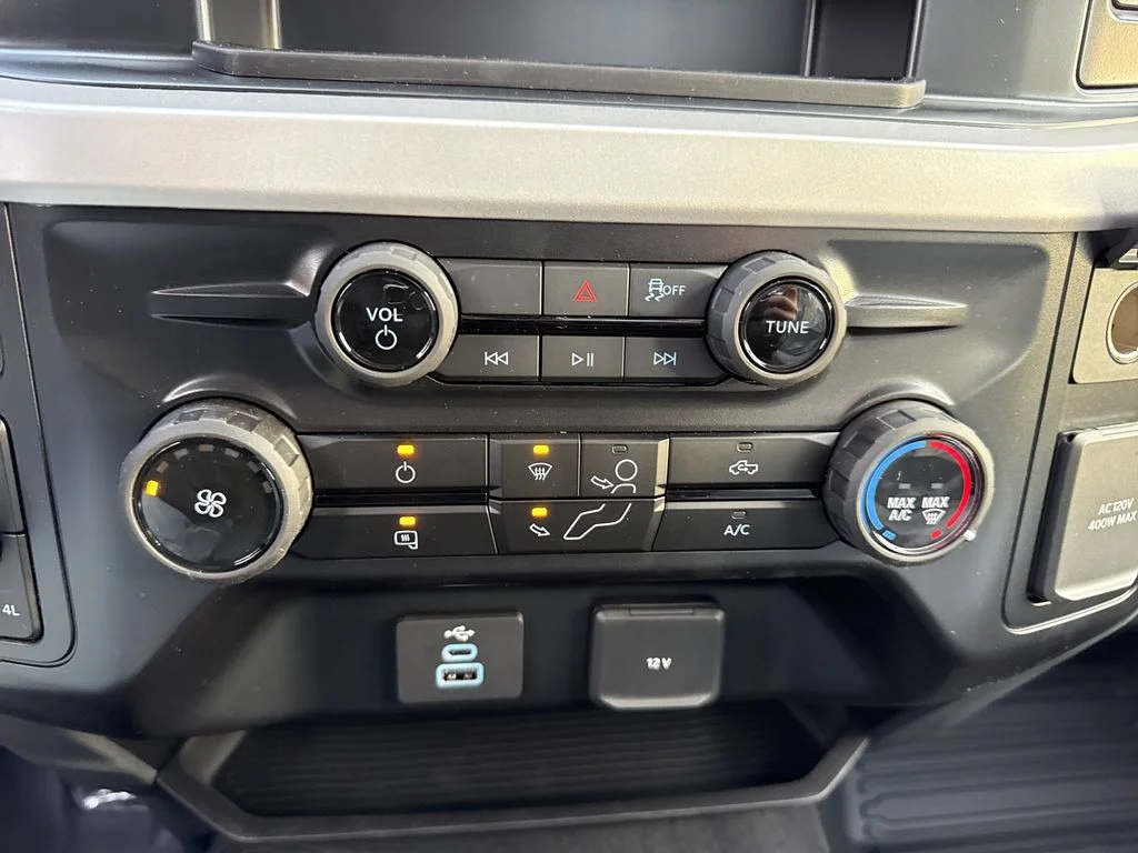New 2025 White Ford XLT image 14