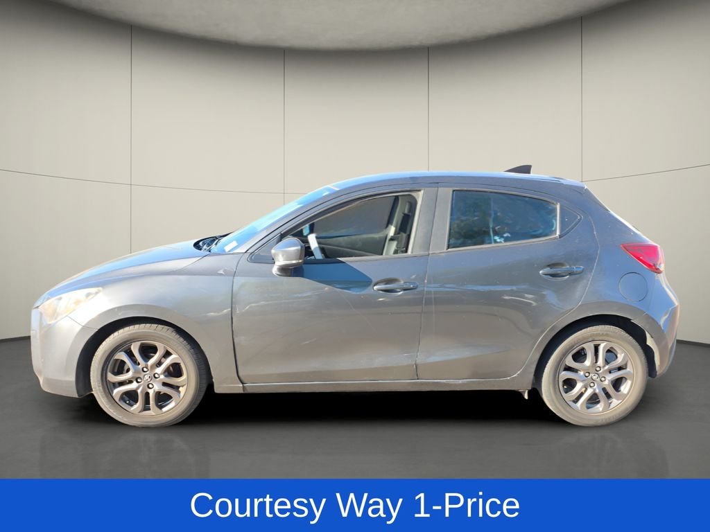 Used 2020 Gray Toyota LE image 5