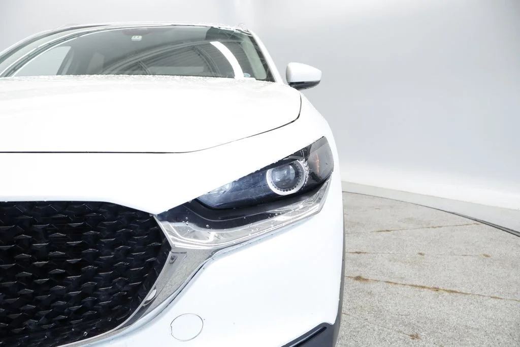 Certified Used 2022 White Mazda 2.5 S Preferred Package image 14