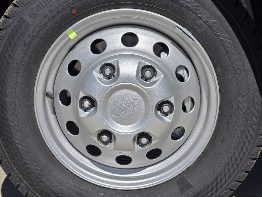 New 2026 Oxford White Ford XLT image 25