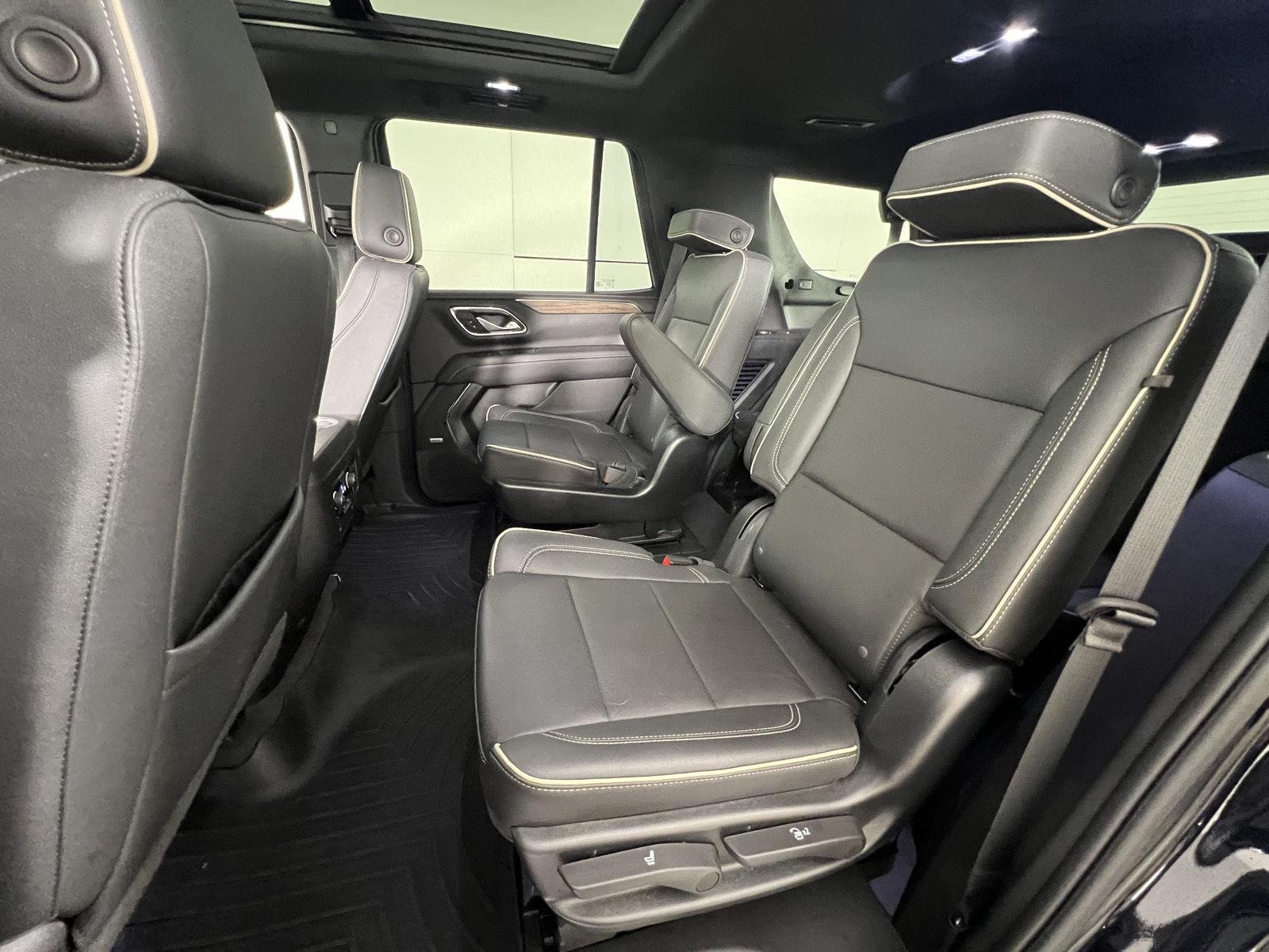 Used 2023 Black Chevrolet Premier image 20