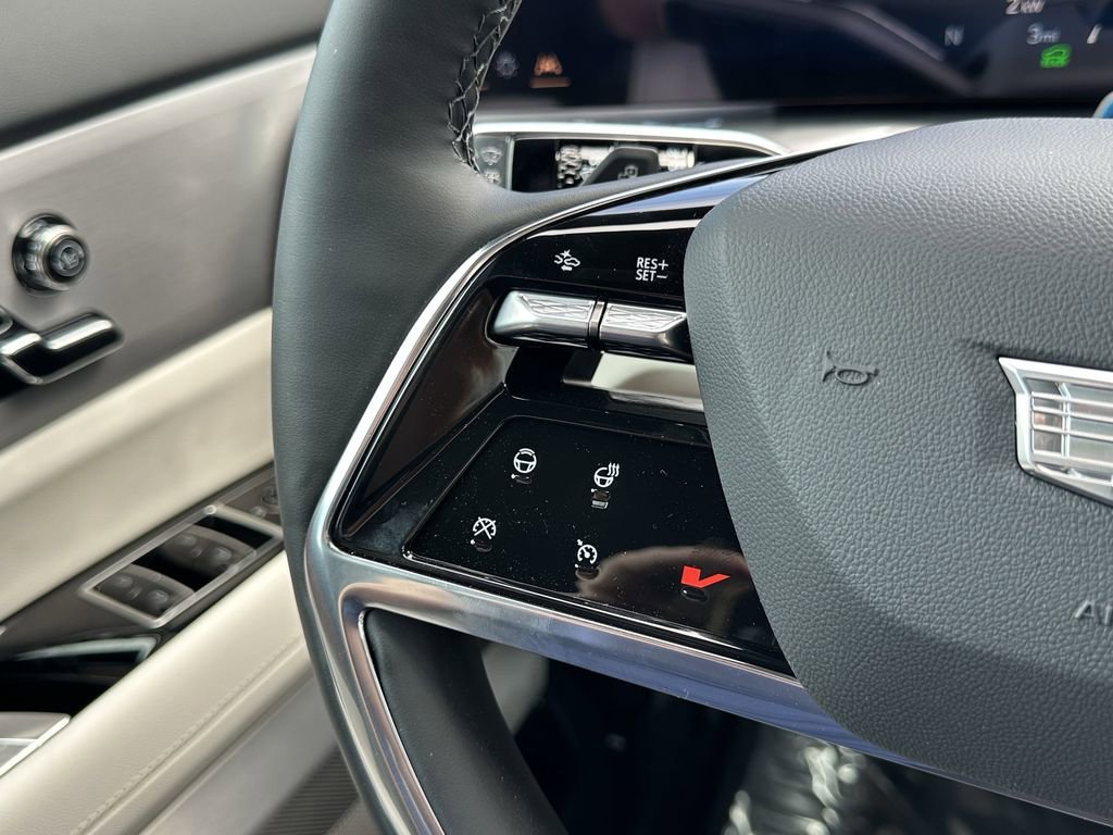 2026 Cadillac VISTIQ Sport - Photo 16