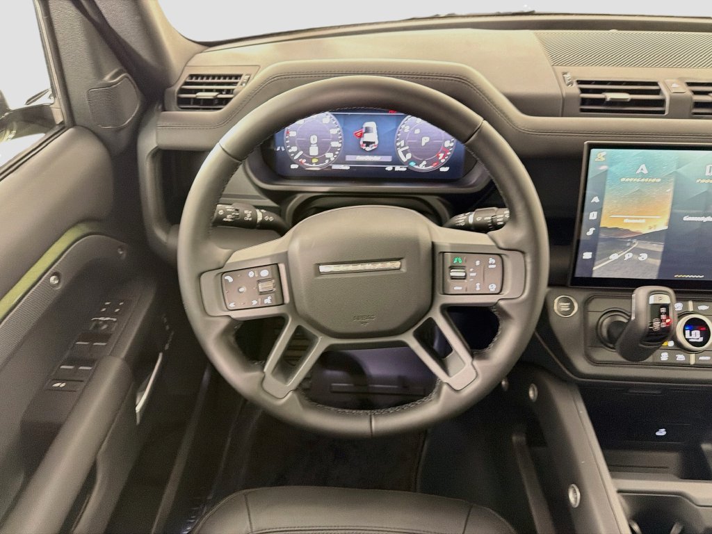 New 2026 Woolstone Green Land Rover X-Dynamic SE image 24