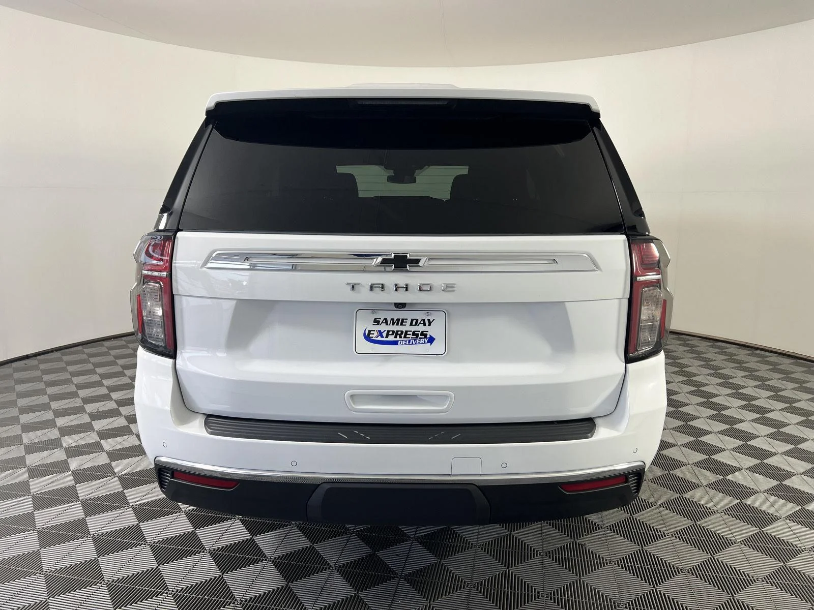 Used 2024 Summit White Chevrolet LS image 26