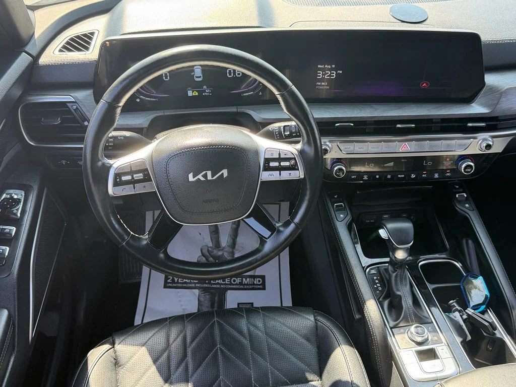 Used 2025 Wolf Gray Kia EX X-Pro image 14