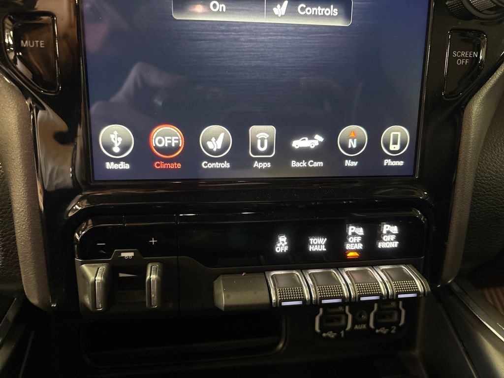 Used 2021 White Ram Laramie image 19