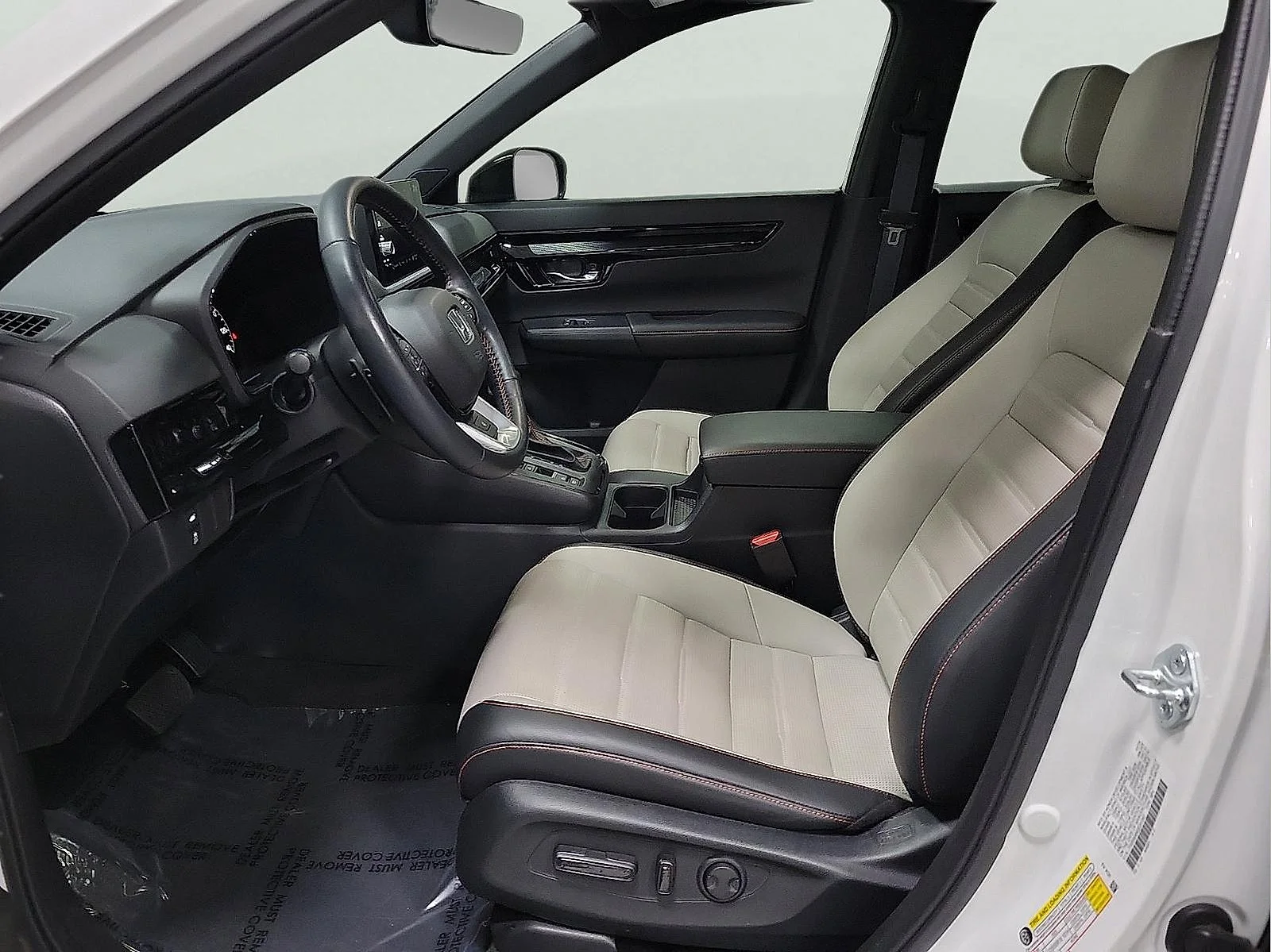 Used 2025 White Honda Sport Touring image 13