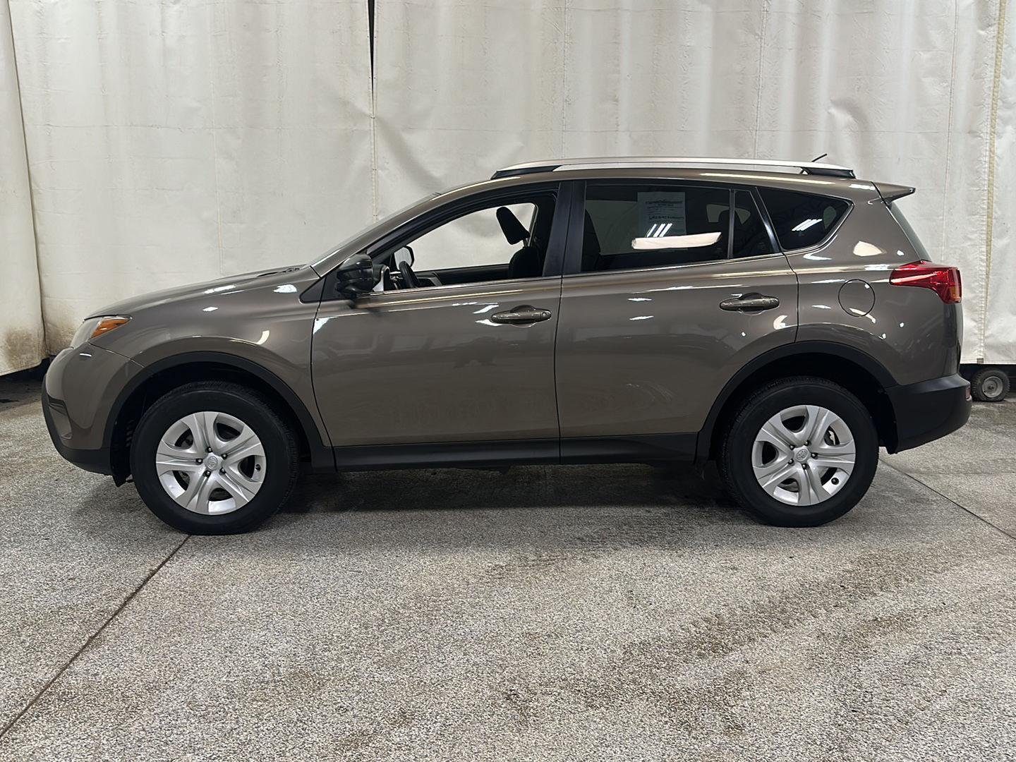 Used 2015 Toyota RAV4 LE with VIN JTMBFREV6FD175239 for sale in Waconia, Minnesota