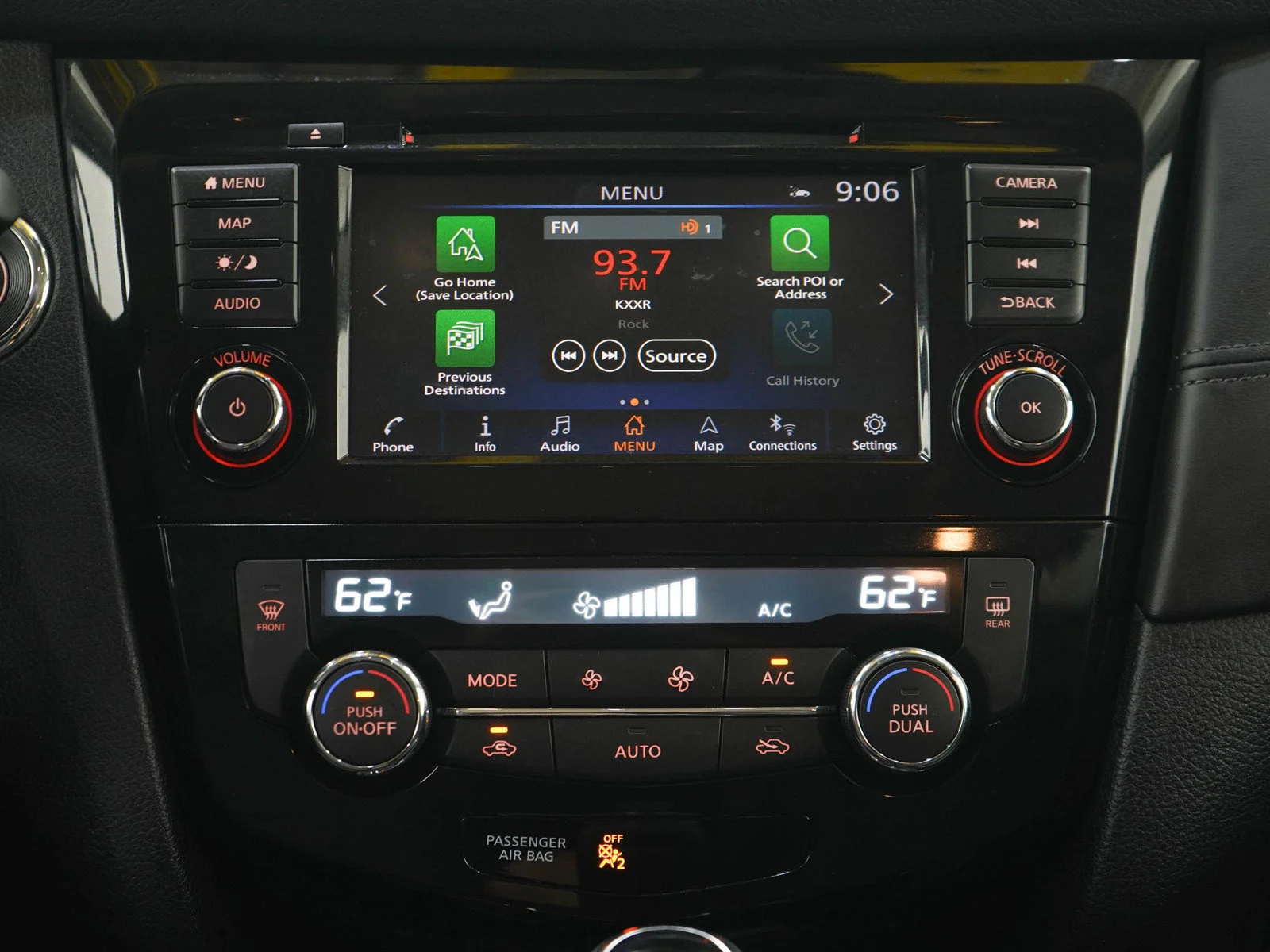 Used 2020 Gun Metallic Nissan SL image 18