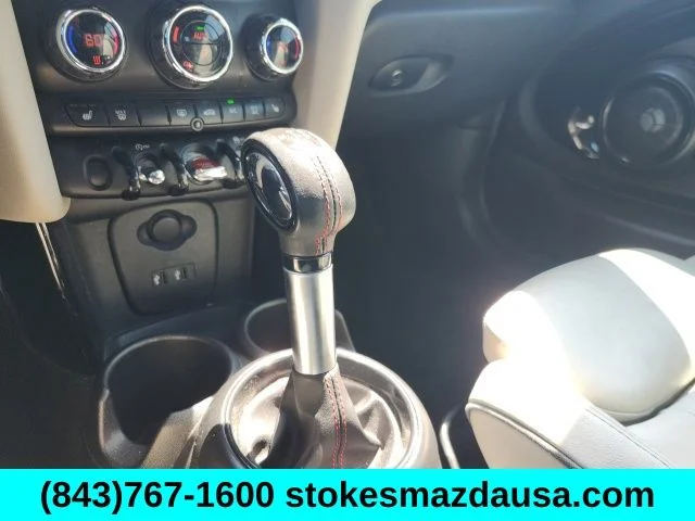 Used 2019 Blue MINI Classic image 32