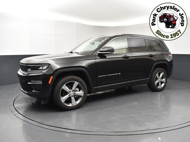 Used 2024 Black Jeep Limited image 3