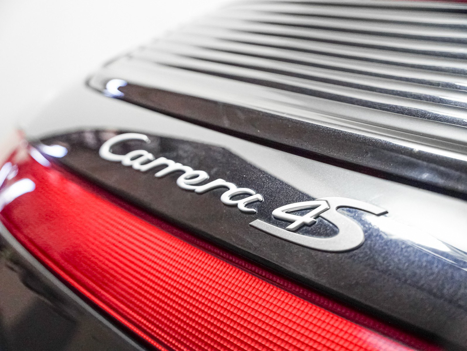 Used 2003 BASALT BLACK Porsche  image 23