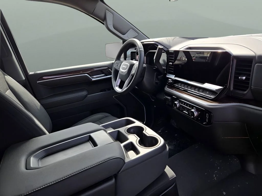 2026 GMC Sierra 1500 SLE - Photo 8