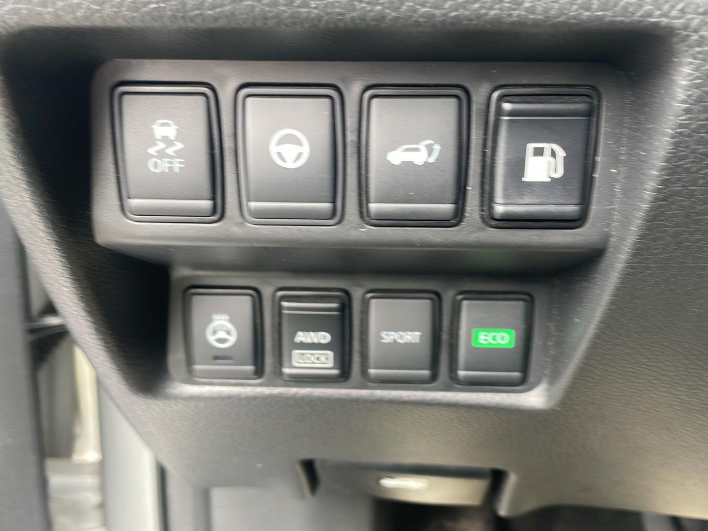 Used 2019 Gy Nissan  image 8