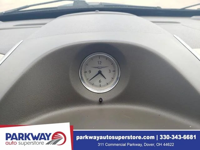 Used 2008 Red Chrysler Limited image 27
