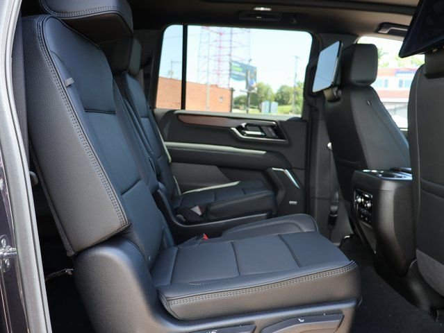 2026 GMC Yukon Elevation - Photo 12